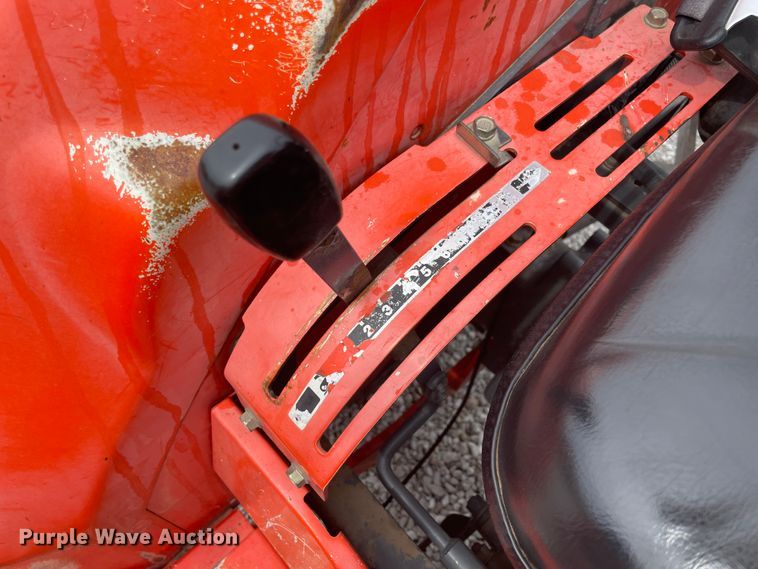 image for item IR9922 Kubota L4400  MFWD tractor