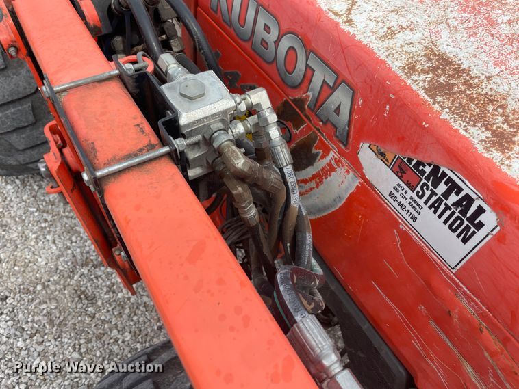 image for item IR9922 Kubota L4400  MFWD tractor