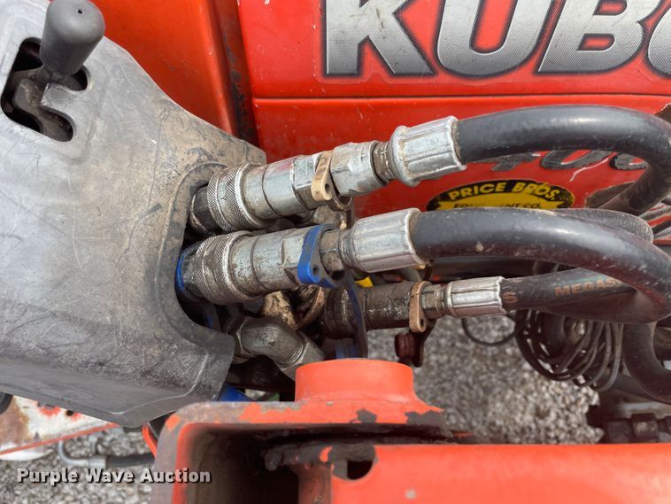 image for item IR9922 Kubota L4400  MFWD tractor