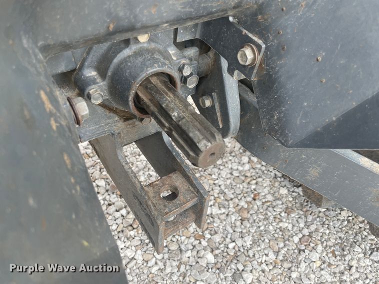 image for item IR9922 Kubota L4400  MFWD tractor