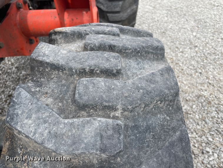 image for item IR9922 Kubota L4400  MFWD tractor