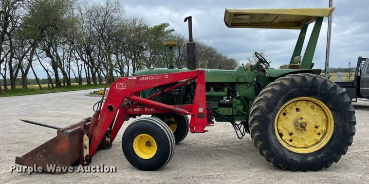 image for item IR9932 1963 John Deere 4010  tractor