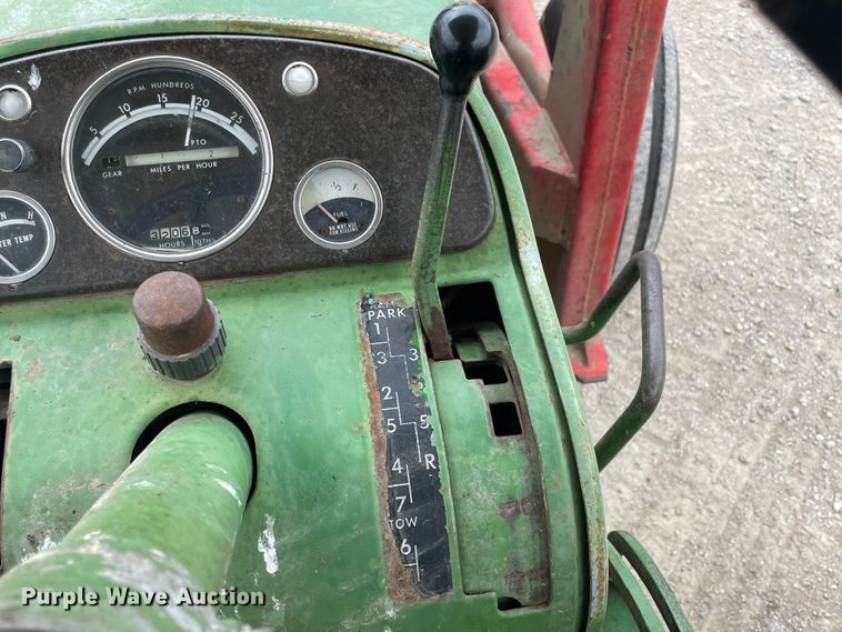 image for item IR9932 1963 John Deere 4010  tractor