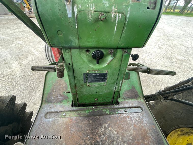 image for item IR9932 1963 John Deere 4010  tractor