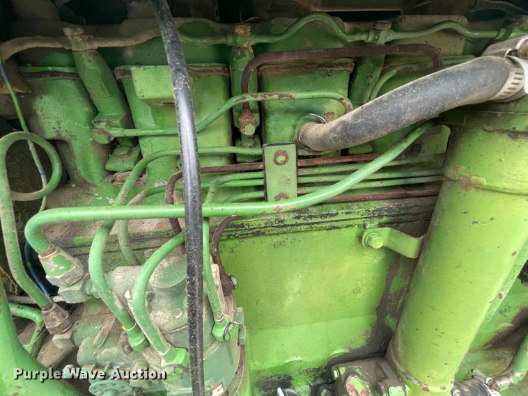 image for item IR9932 1963 John Deere 4010  tractor