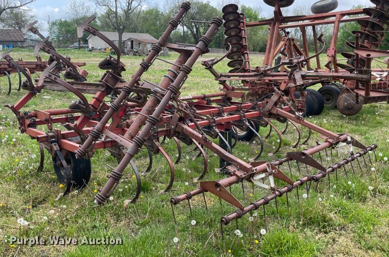 image for item IR9936 International  chisel