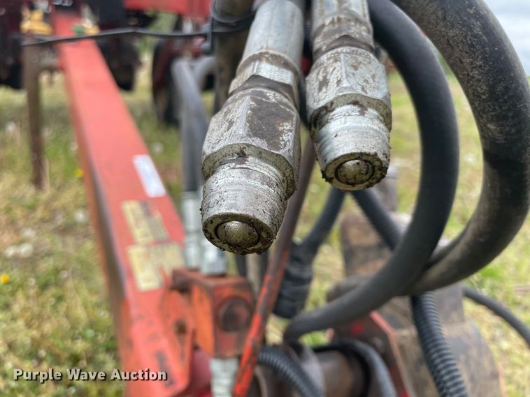 image for item IR9937 International 800 Cyclo Air  planter