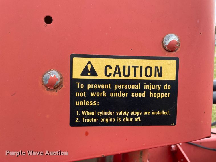 image for item IR9937 International 800 Cyclo Air  planter