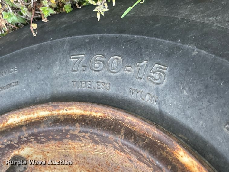 image for item IR9937 International 800 Cyclo Air  planter