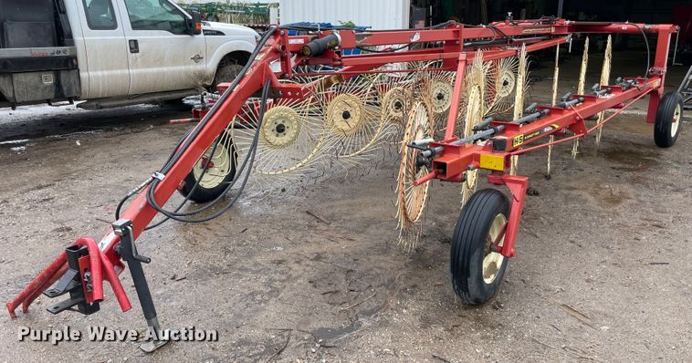 image for item IR9981 H&S BF12HC high capacity hay rake