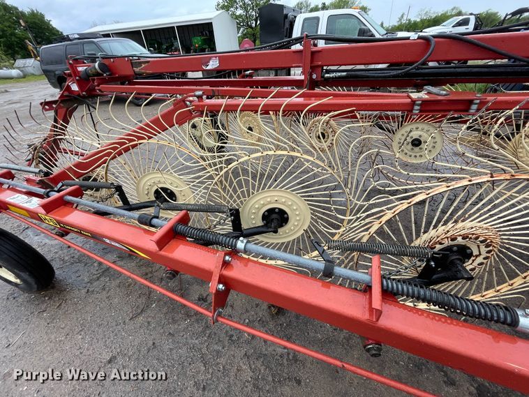 image for item IR9981 H&S BF12HC high capacity hay rake