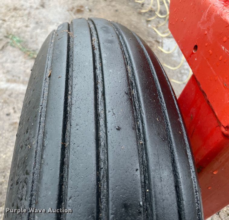 image for item IR9981 H&S BF12HC high capacity hay rake