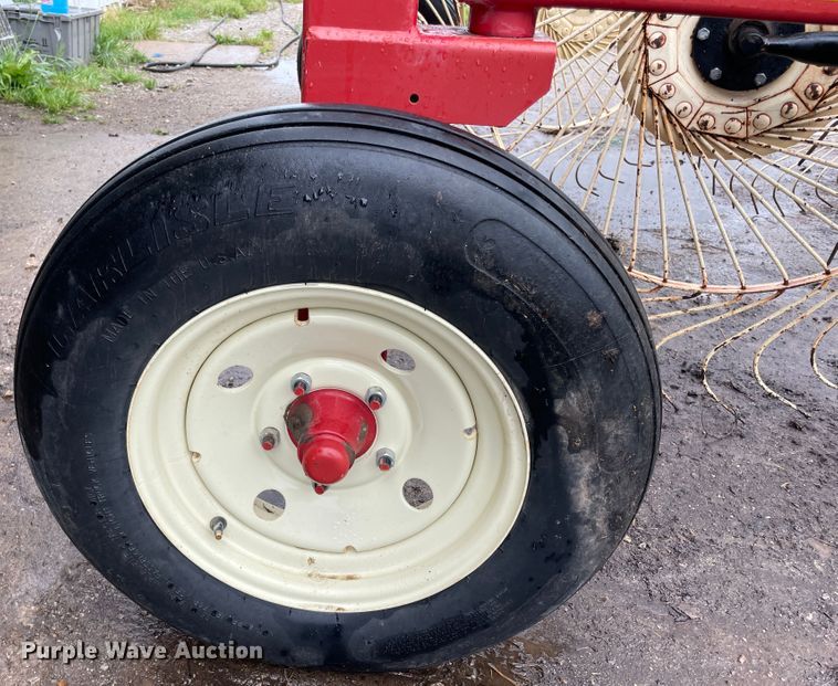 image for item IR9981 H&S BF12HC high capacity hay rake