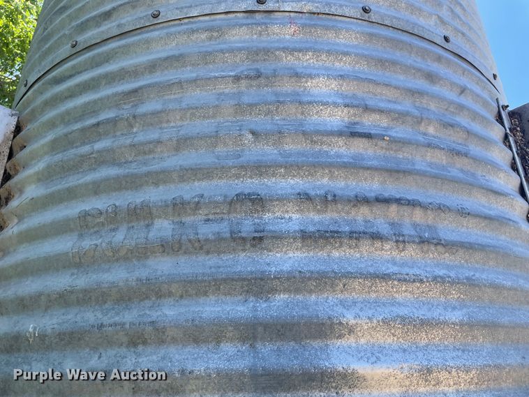 image for item IR9994 Butler Grain-o-Matic grain bin