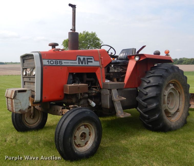 image for item IT9059 1976 Massey Ferguson 1085  tractor