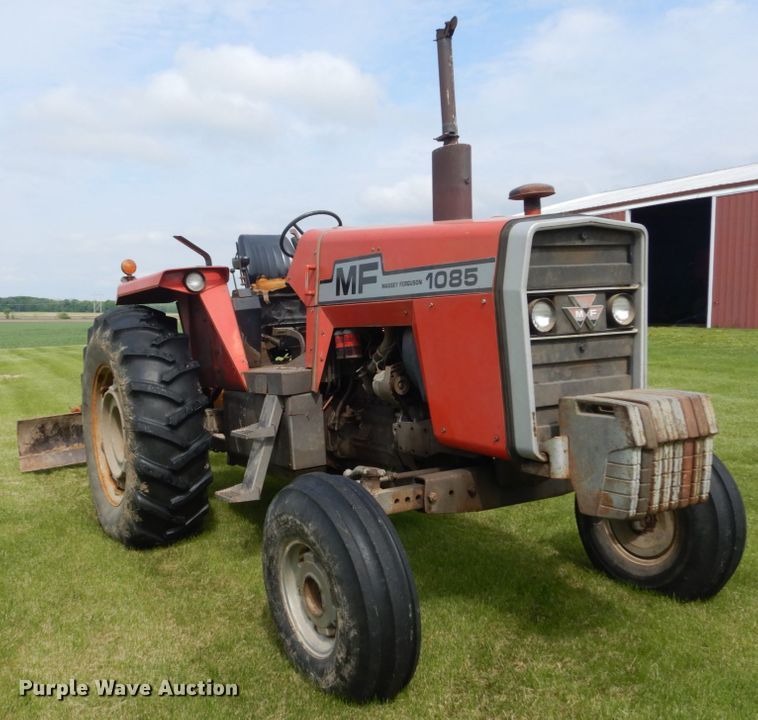 image for item IT9059 1976 Massey Ferguson 1085  tractor