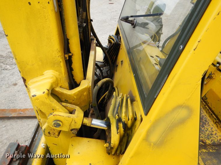 image for item DM3752 1985 Hyster H60XL  forklift