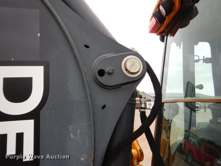 image for item DM3753 2014 John Deere 310SK  backhoe