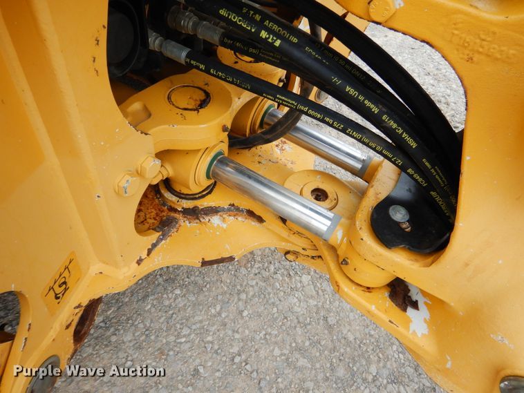 image for item DM3753 2014 John Deere 310SK  backhoe