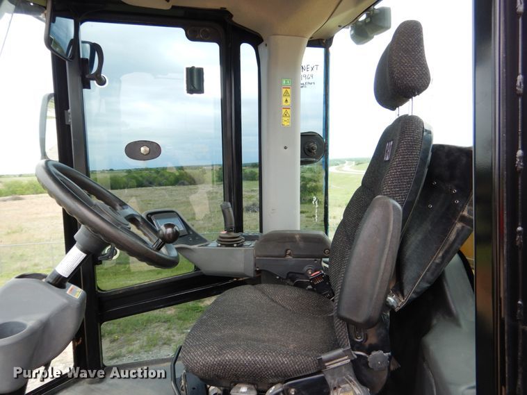 image for item DM3754 2012 Caterpillar CS56B  single drum vibratory roller