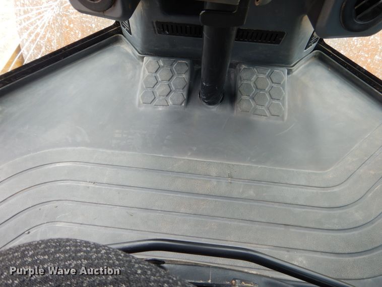 image for item DM3754 2012 Caterpillar CS56B  single drum vibratory roller