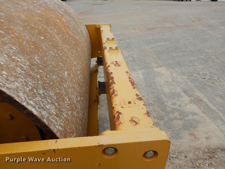 image for item DM3754 2012 Caterpillar CS56B  single drum vibratory roller