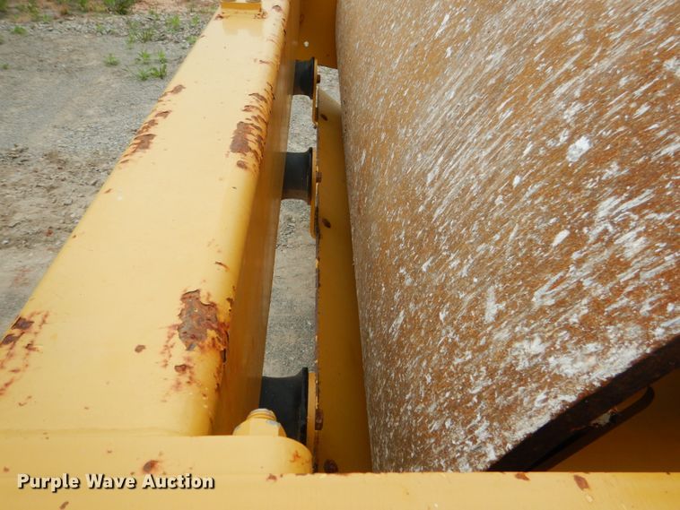 image for item DM3754 2012 Caterpillar CS56B  single drum vibratory roller