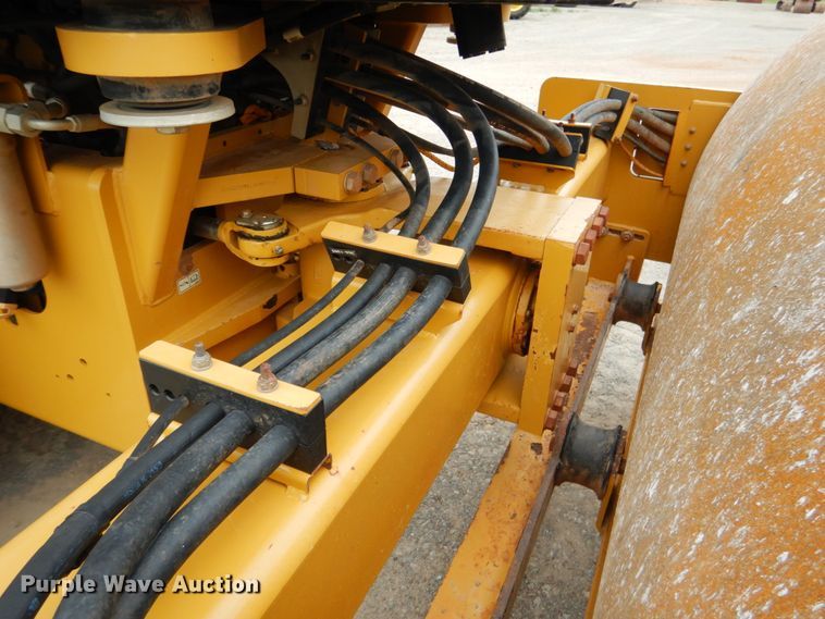 image for item DM3754 2012 Caterpillar CS56B  single drum vibratory roller