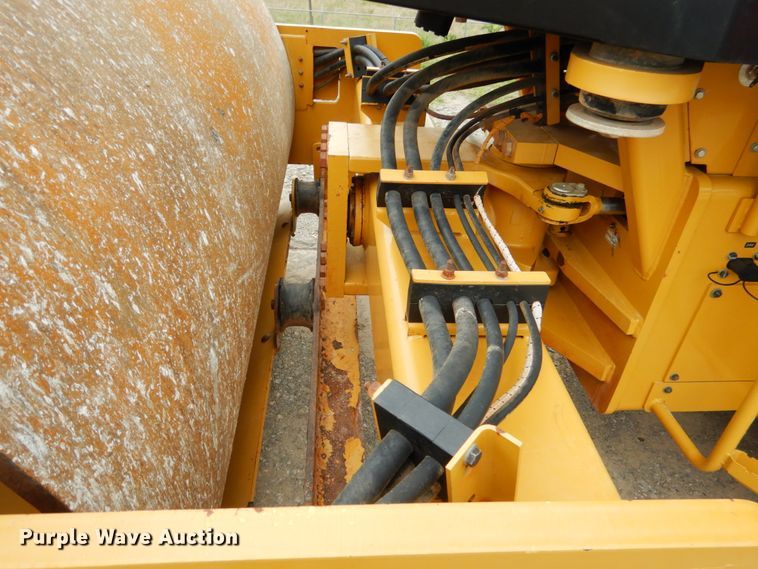 image for item DM3754 2012 Caterpillar CS56B  single drum vibratory roller
