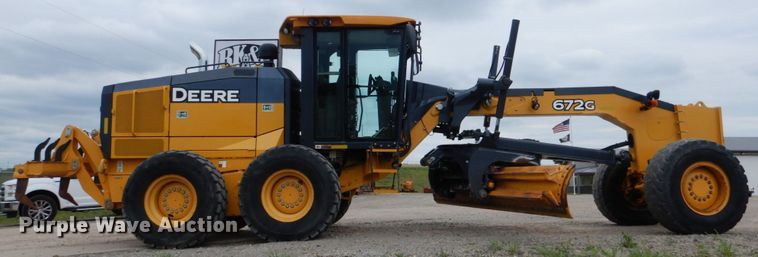 image for item DM3756 2015 John Deere 672G  motor grader