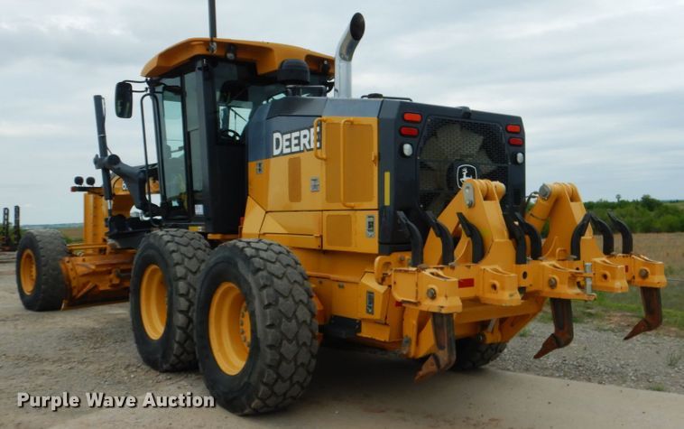 image for item DM3756 2015 John Deere 672G  motor grader