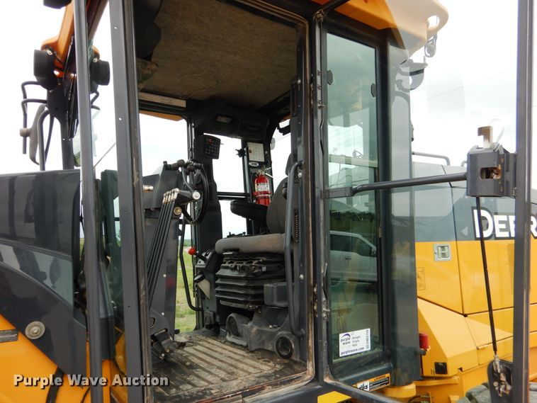 image for item DM3756 2015 John Deere 672G  motor grader