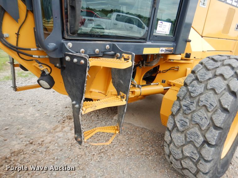 image for item DM3756 2015 John Deere 672G  motor grader