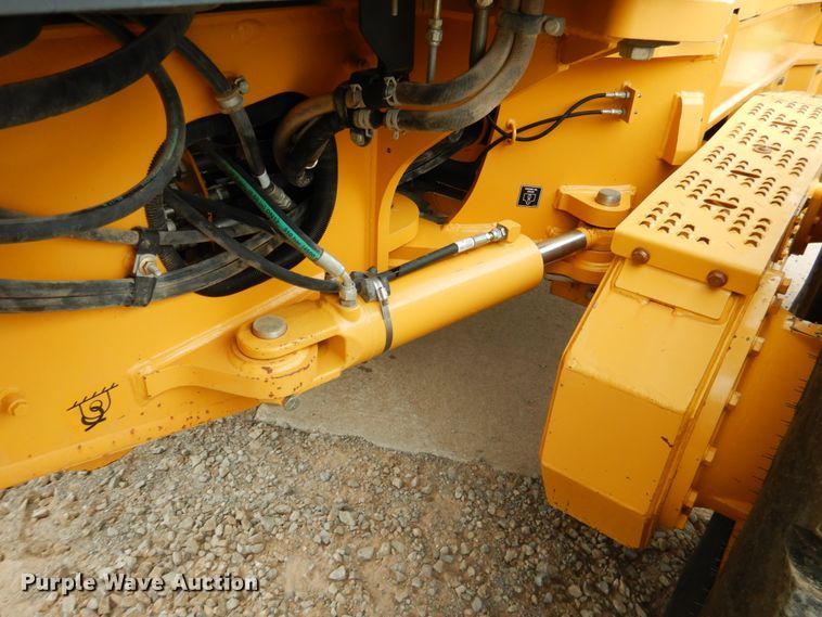 image for item DM3756 2015 John Deere 672G  motor grader