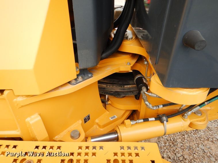 image for item DM3756 2015 John Deere 672G  motor grader