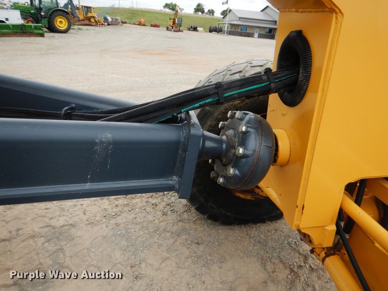 image for item DM3756 2015 John Deere 672G  motor grader