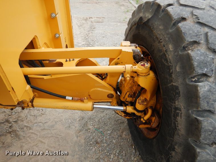 image for item DM3756 2015 John Deere 672G  motor grader