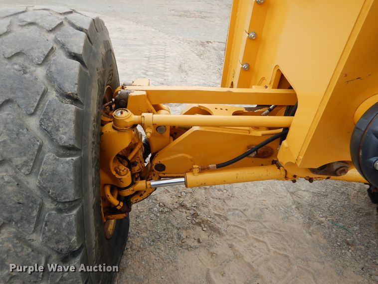 image for item DM3756 2015 John Deere 672G  motor grader