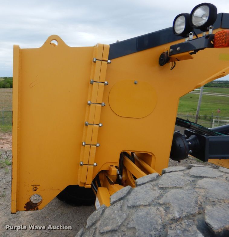 image for item DM3756 2015 John Deere 672G  motor grader