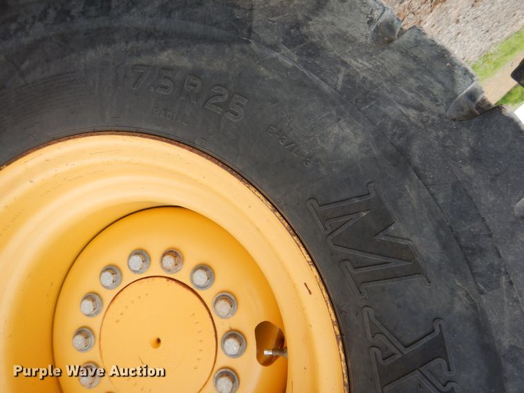 image for item DM3756 2015 John Deere 672G  motor grader