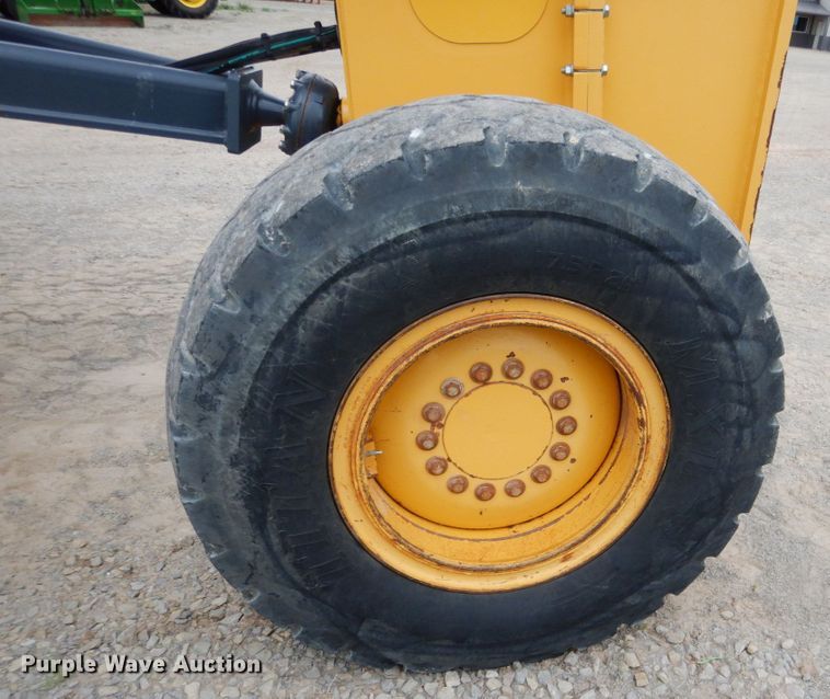 image for item DM3756 2015 John Deere 672G  motor grader