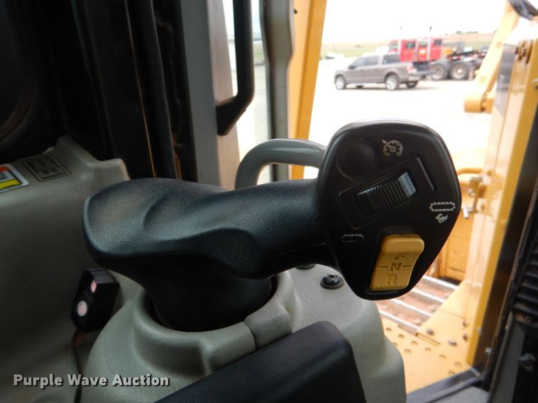 image for item DM3757 2012 Caterpillar D6T XL  dozer