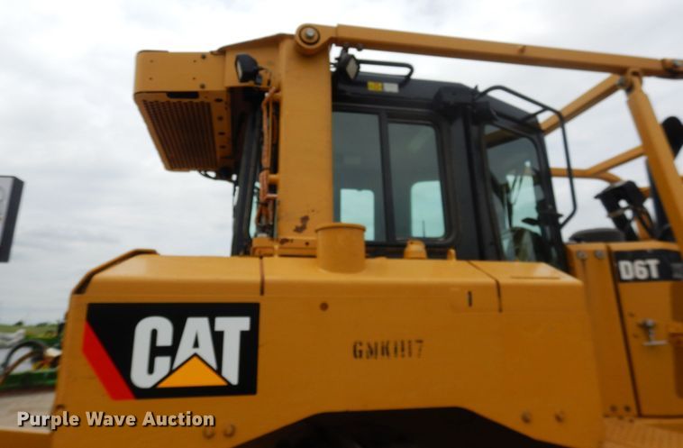 image for item DM3757 2012 Caterpillar D6T XL  dozer