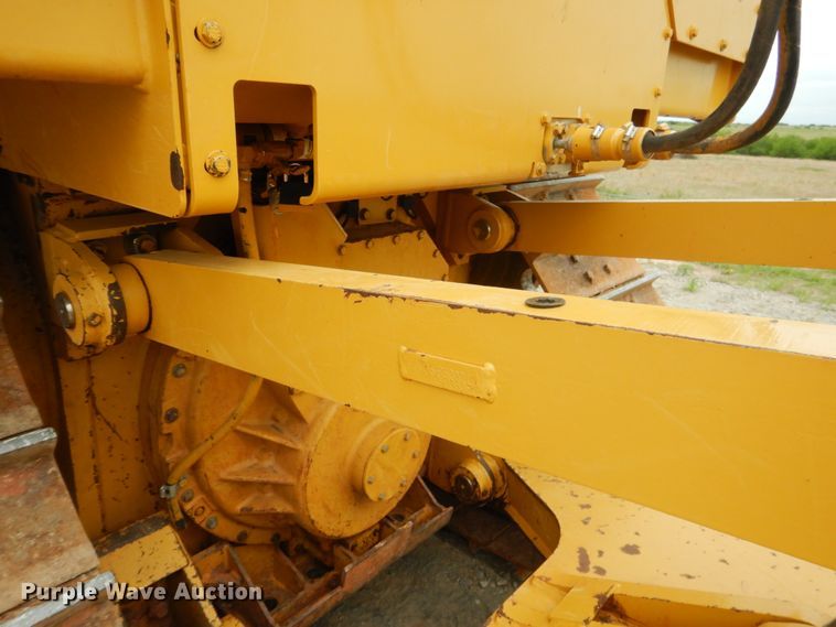 image for item DM3757 2012 Caterpillar D6T XL  dozer