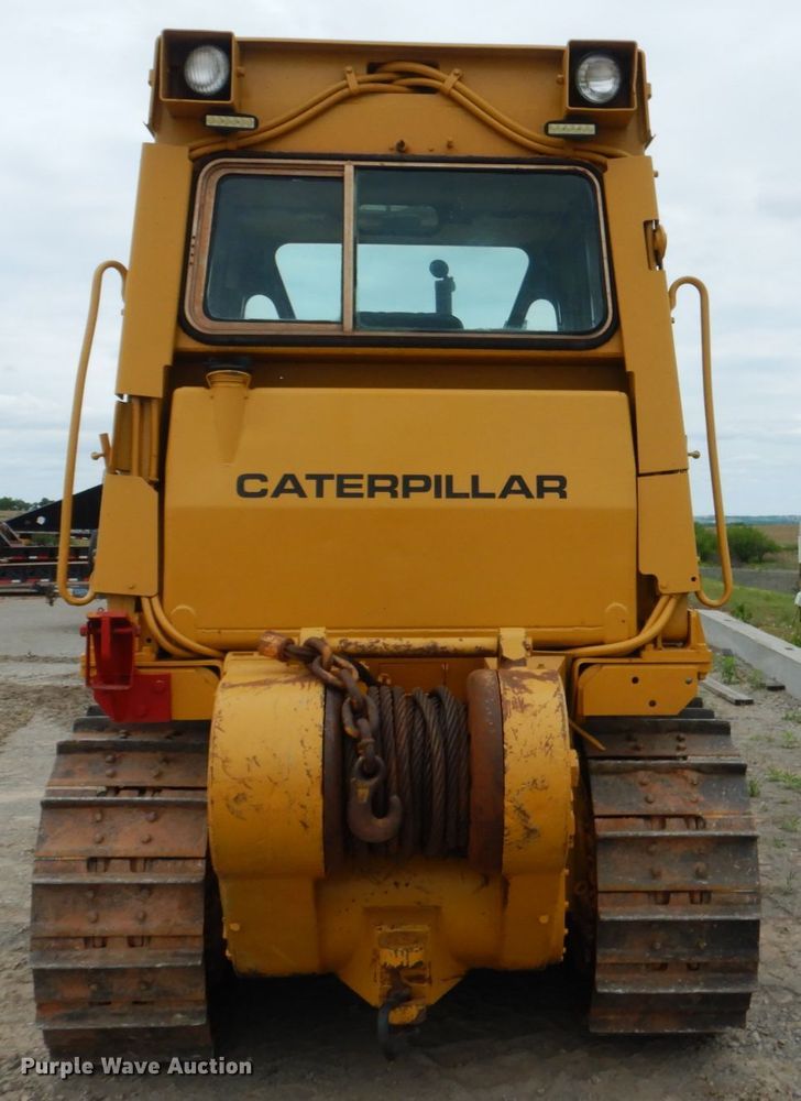 image for item DM3758 1981 Caterpillar D5B  dozer