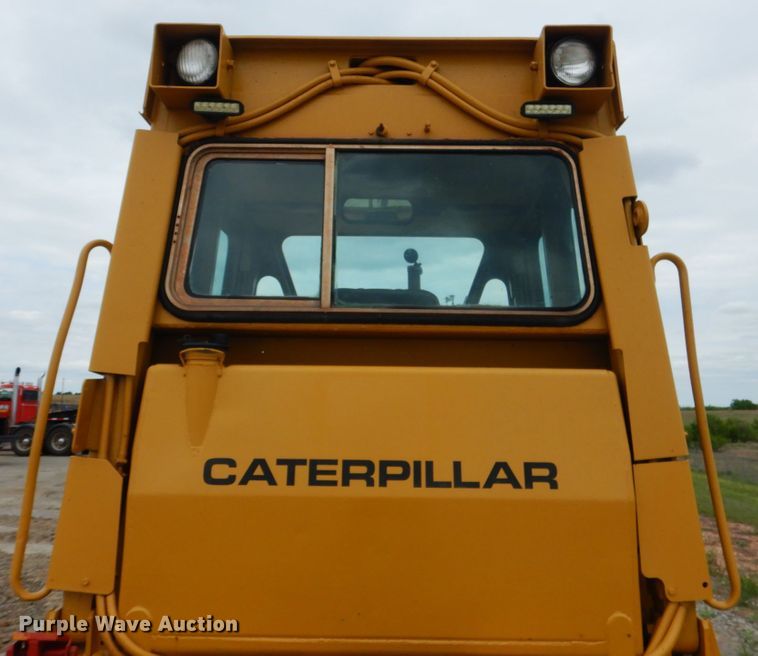 image for item DM3758 1981 Caterpillar D5B  dozer