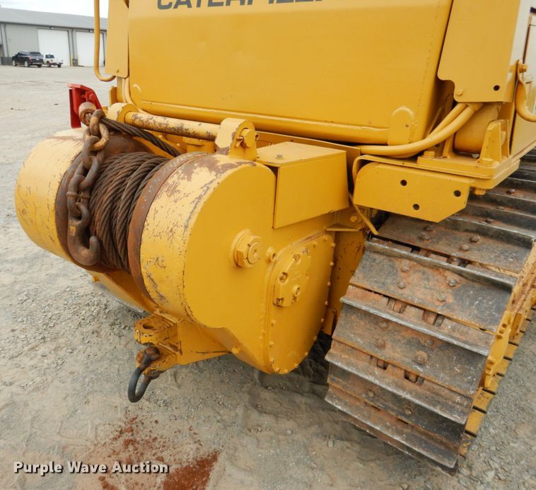 image for item DM3758 1981 Caterpillar D5B  dozer