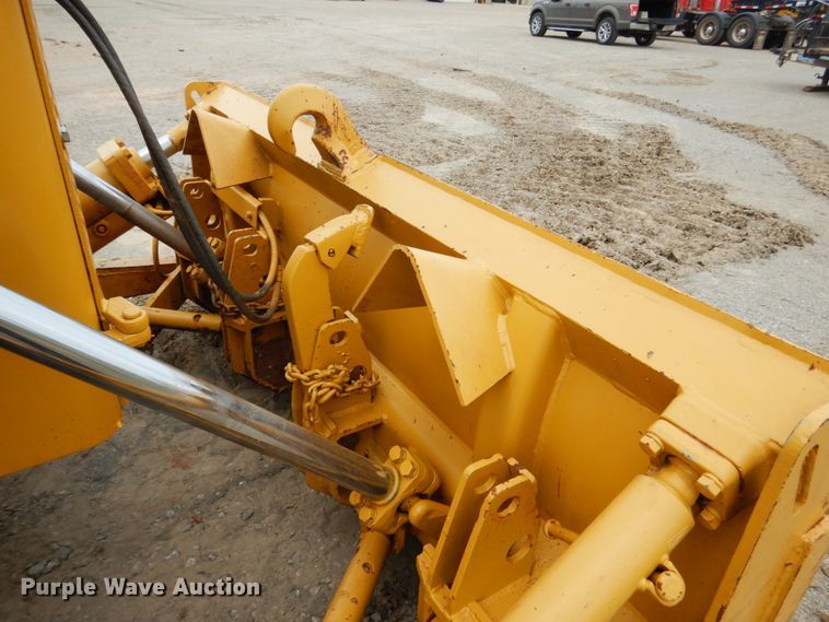 image for item DM3758 1981 Caterpillar D5B  dozer