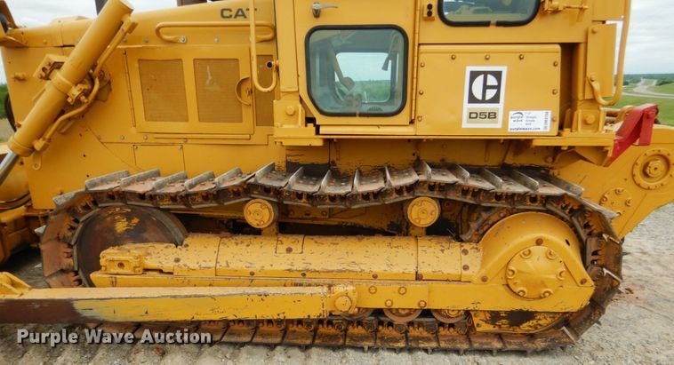 image for item DM3758 1981 Caterpillar D5B  dozer
