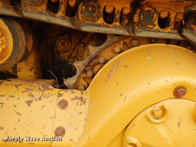 image for item DM3758 1981 Caterpillar D5B  dozer